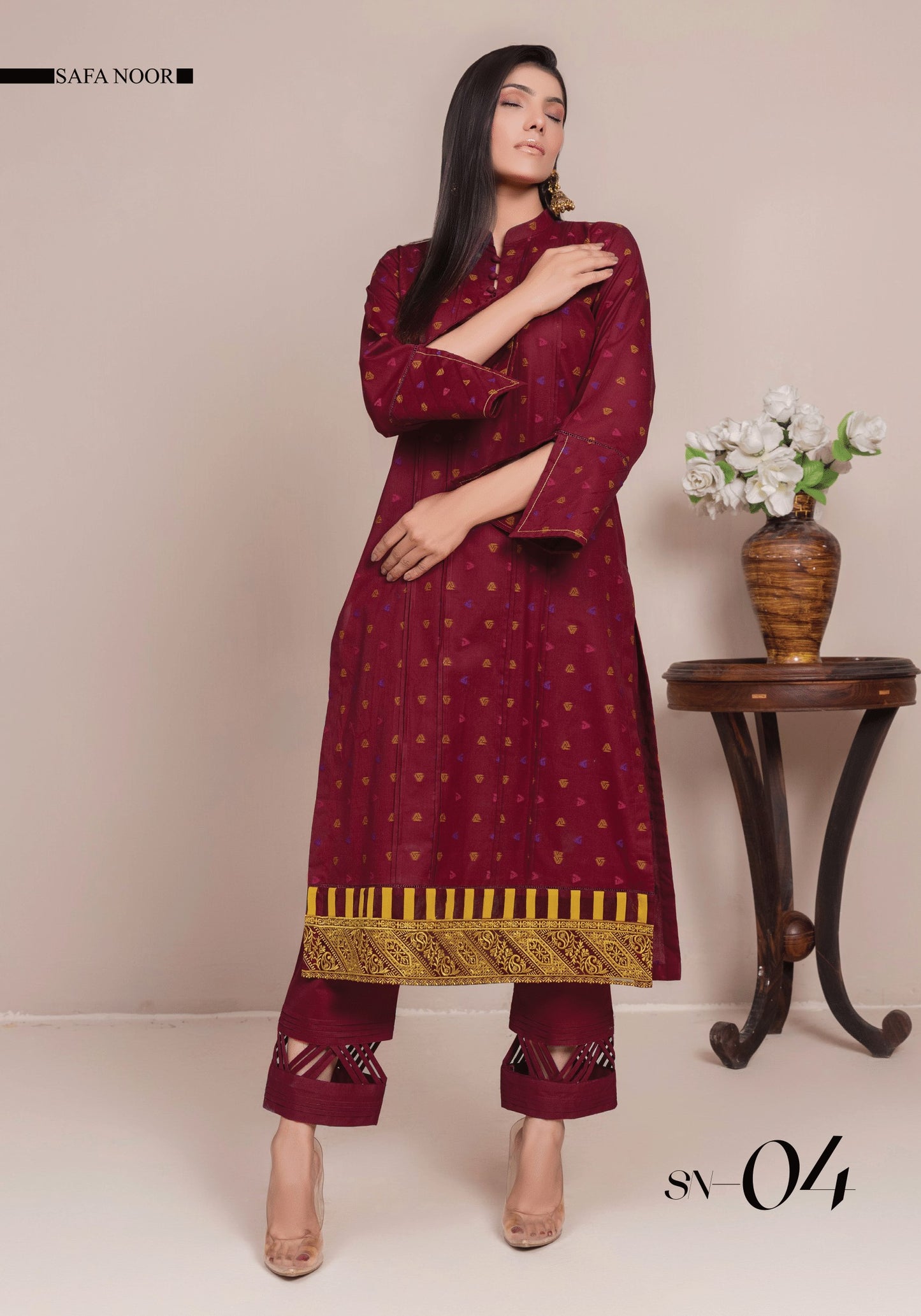 SAFA NOOR JHOOM