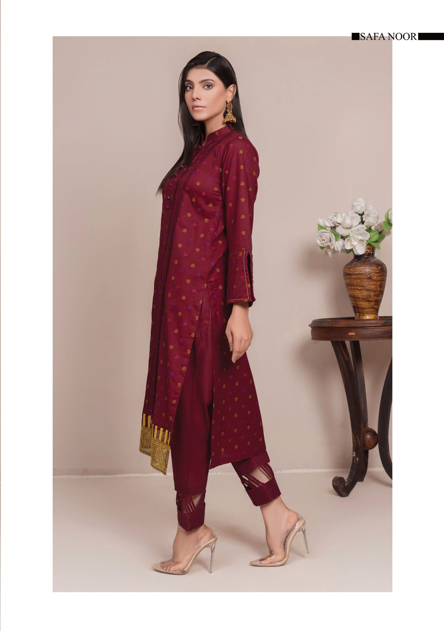 SAFA NOOR JHOOM