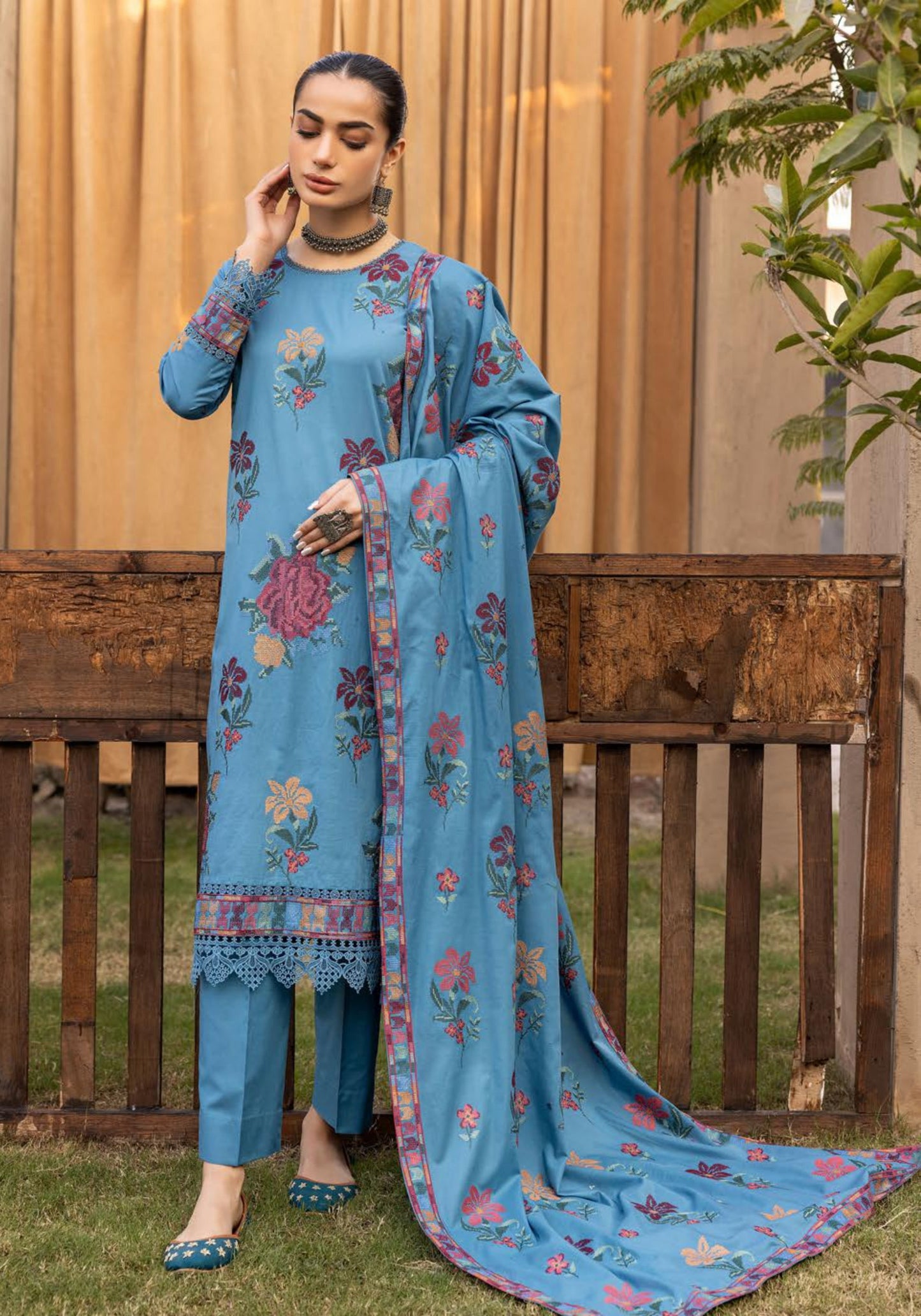 NOOR-E-CHASHAM