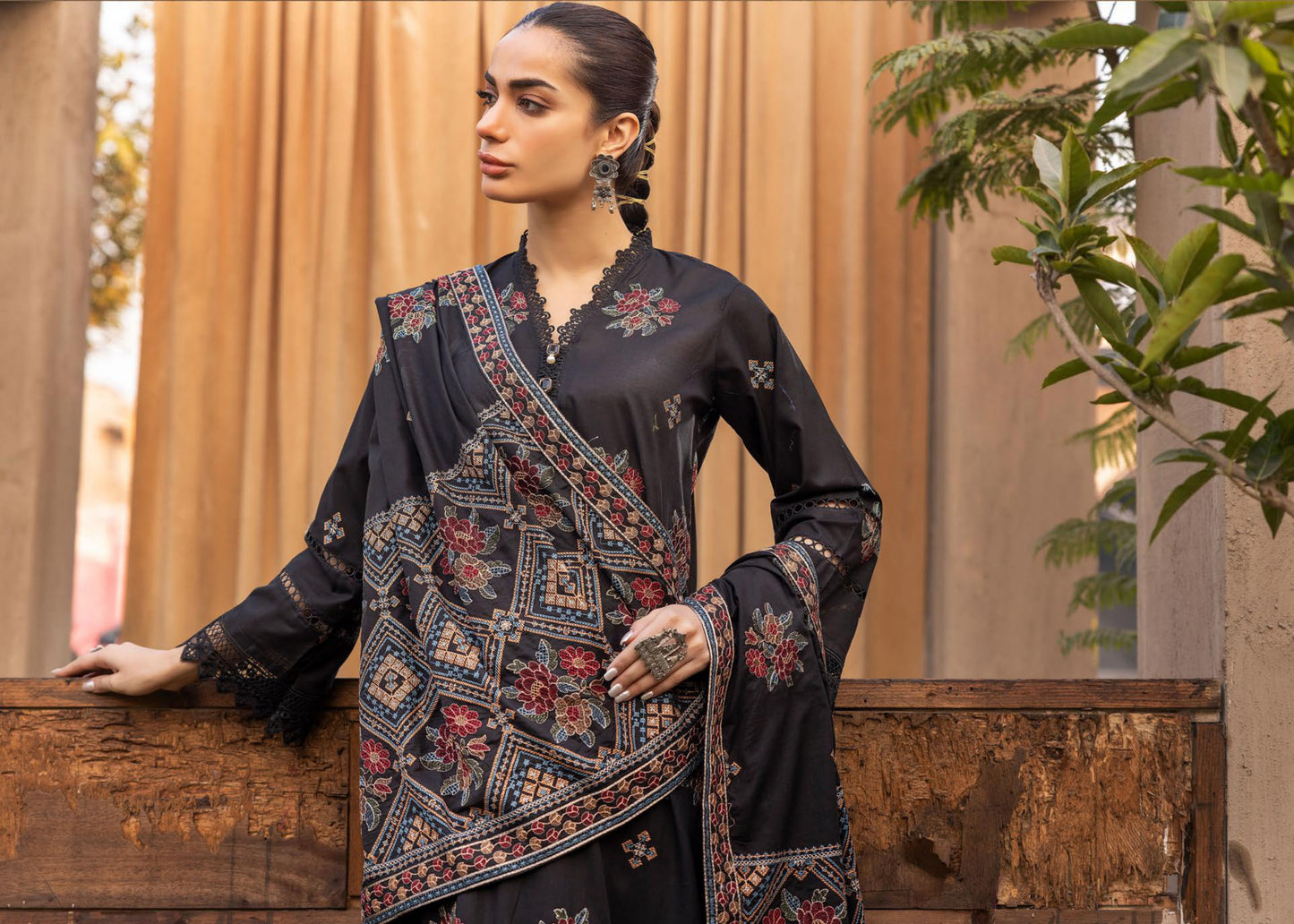 NOOR-E-CHASHAM