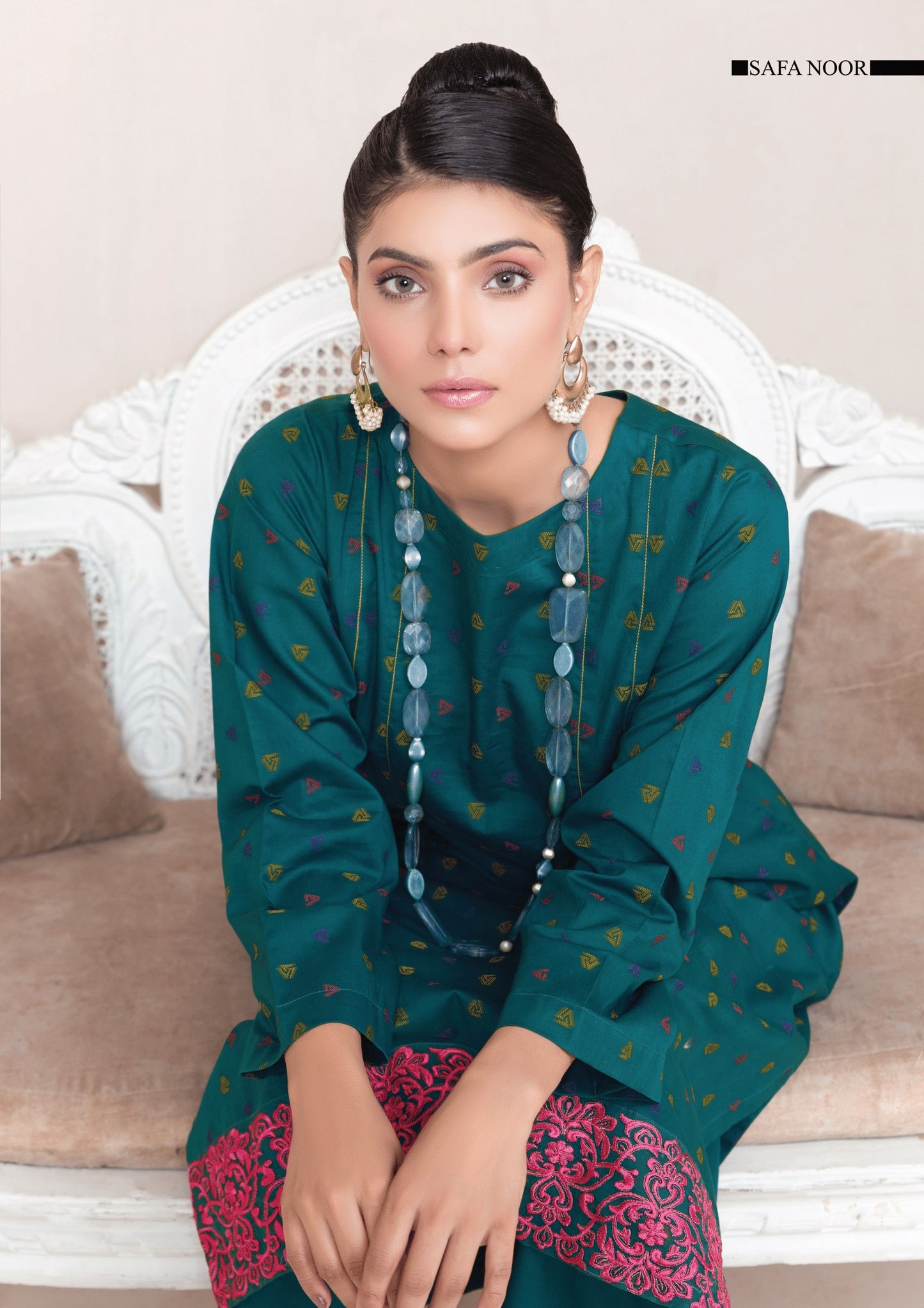 SAFA NOOR JHOOM