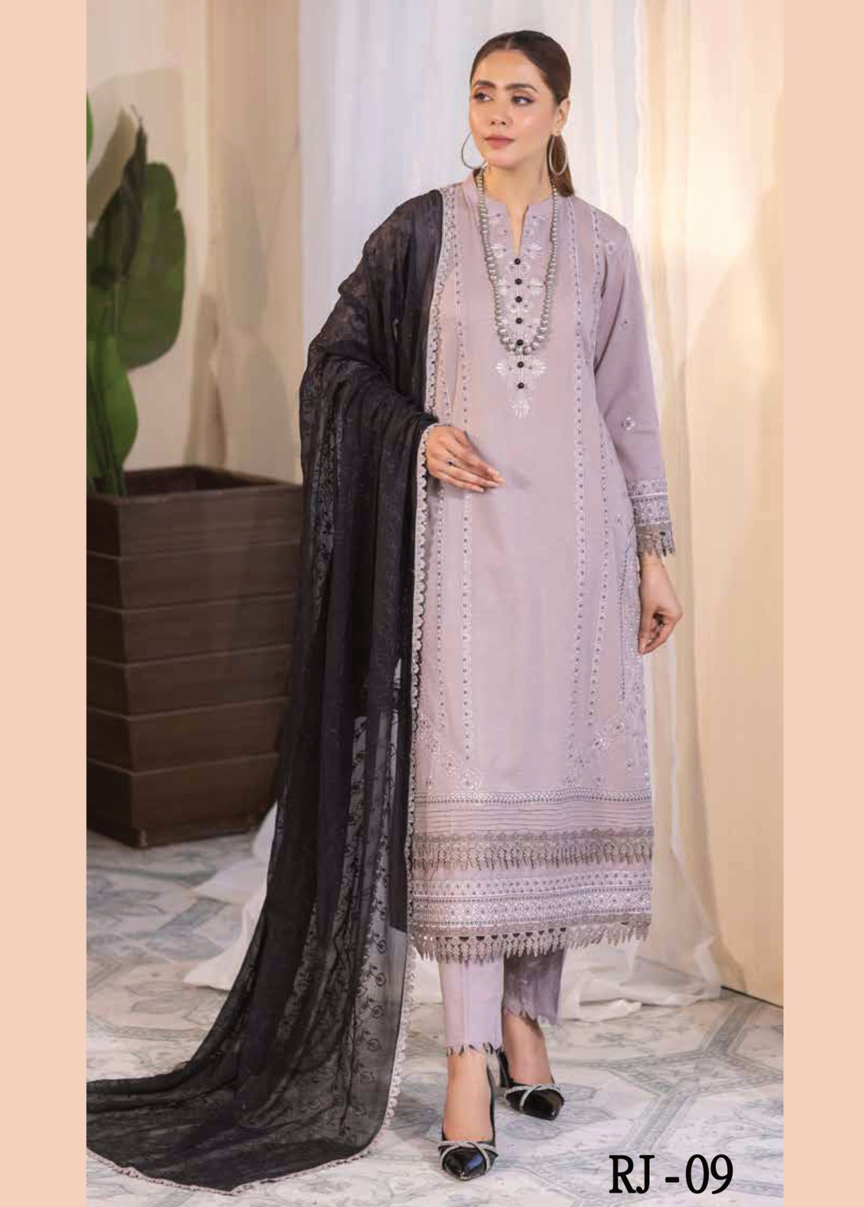 RAJI'S CLOTHING  RC - 09